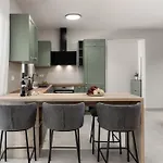 Zara *